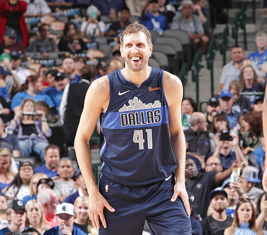 爱游戏入口-关于毕尔巴鄂竞技训练开放日，窗口期篮板制胜引欢呼，欧超杯在即，球队文化再被提及的信息