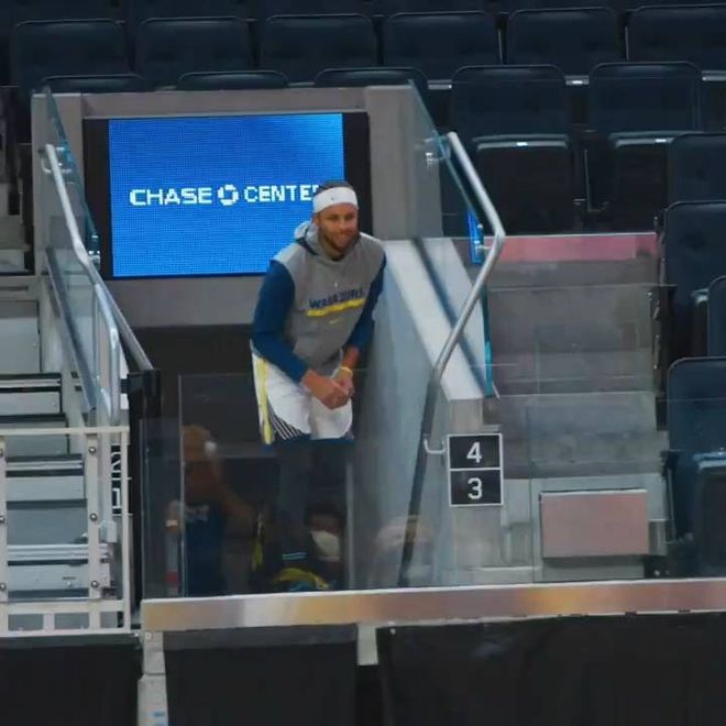 爱游戏下载-赛后体能课后；丹佛掘金队长鼓劲备战国王杯；球迷炸锅；阵容厚度经受考验的简单介绍