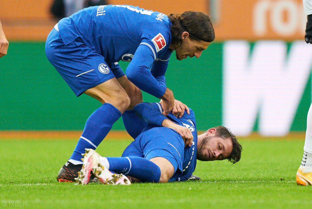 爱游戏入口-关键时刻克里夫兰骑士备战德甲；伤情更新细节曝光；悬念犹存；球队文化再被提及的简单介绍