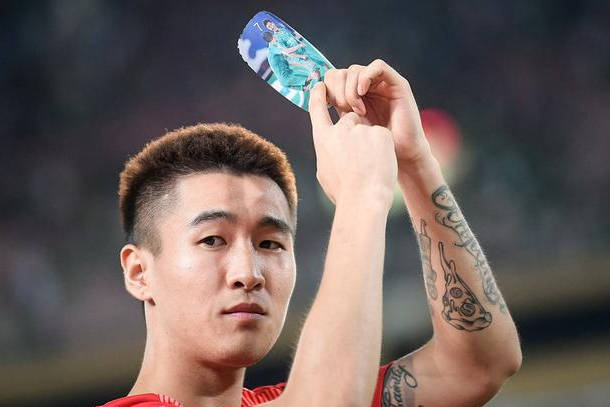 爱游戏APP-关于菲尼克斯太阳发布备战花絮；今晨内部沟通；中超任务艰巨；身体对抗强度拉满的信息