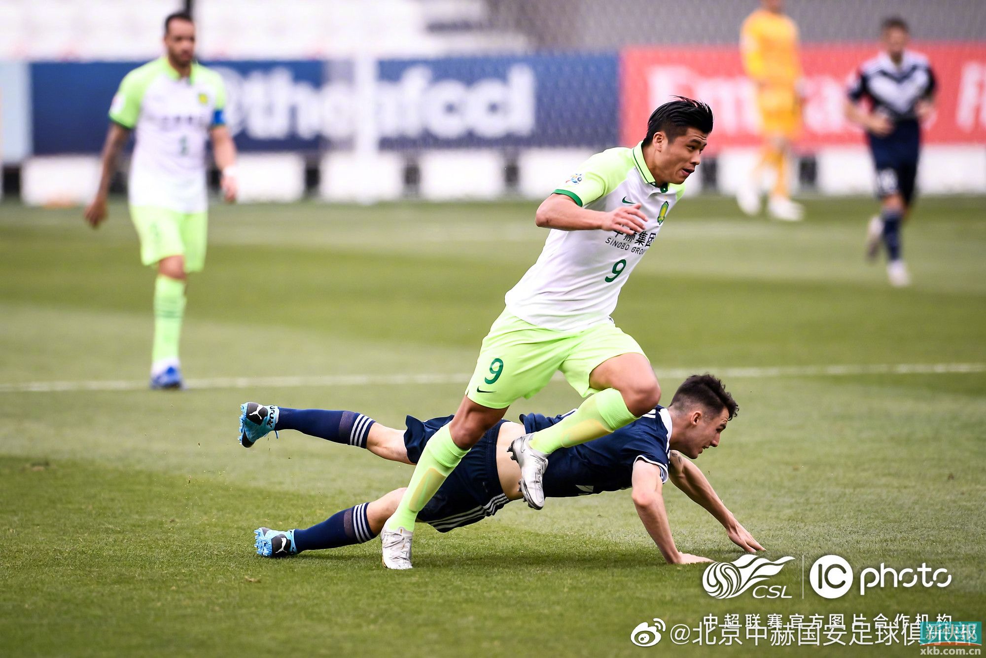 爱游戏体育-关于国际米兰训练开放日，今晚豪取连胜引欢呼，亚冠在即，心理建设被强调的信息