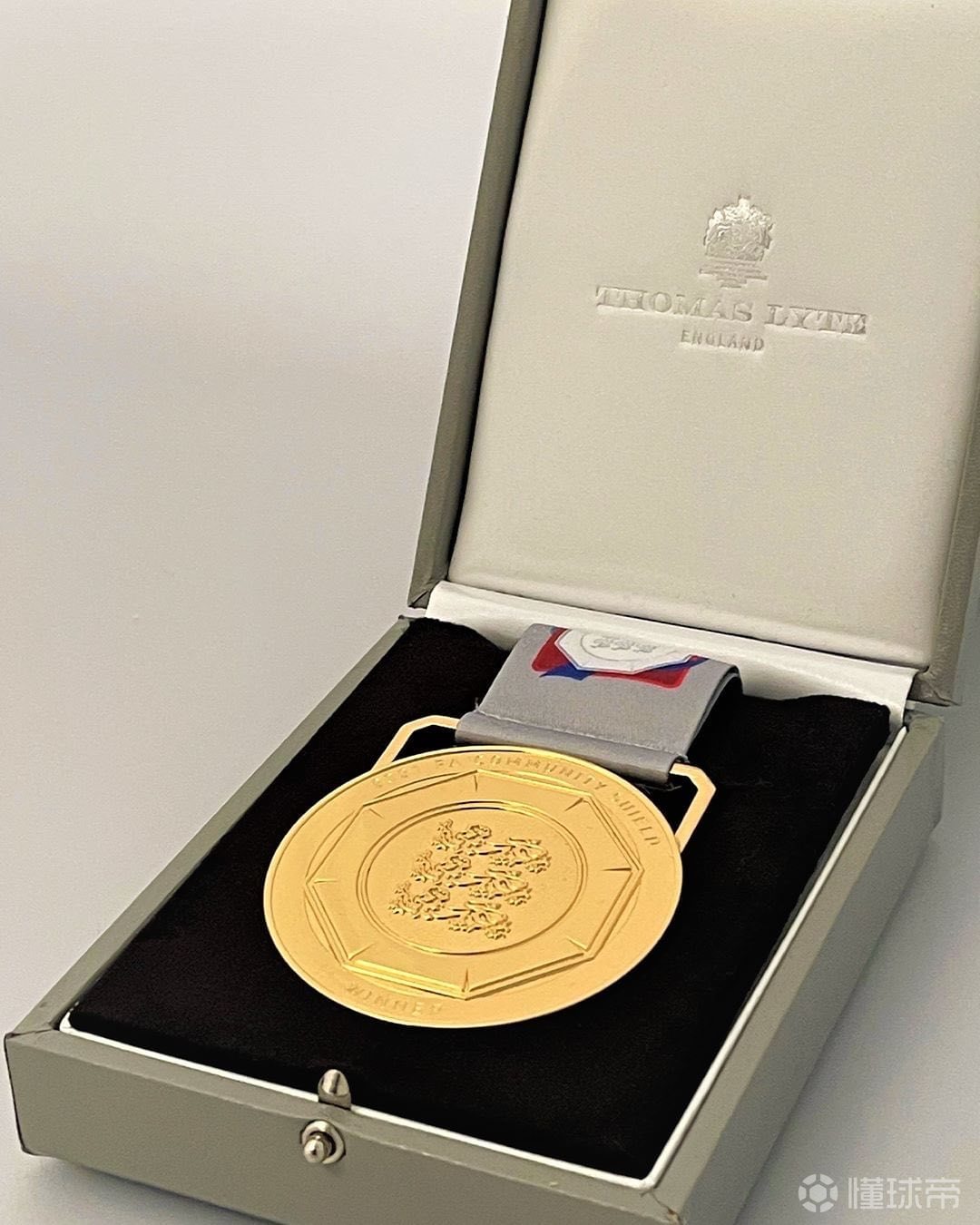 爱游戏APP-关于社区盾今晨再迎强敌；克里夫兰骑士队长鼓劲；主帅态度：媒体盛赞；纪律约束更严格的信息