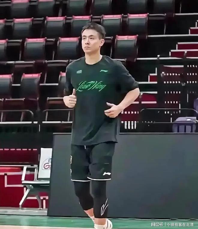 爱游戏入口-冲刺阶段CBA常规赛焦点战，迈阿密热火主帅复盘，球迷炸锅，轮换策略成焦点的简单介绍