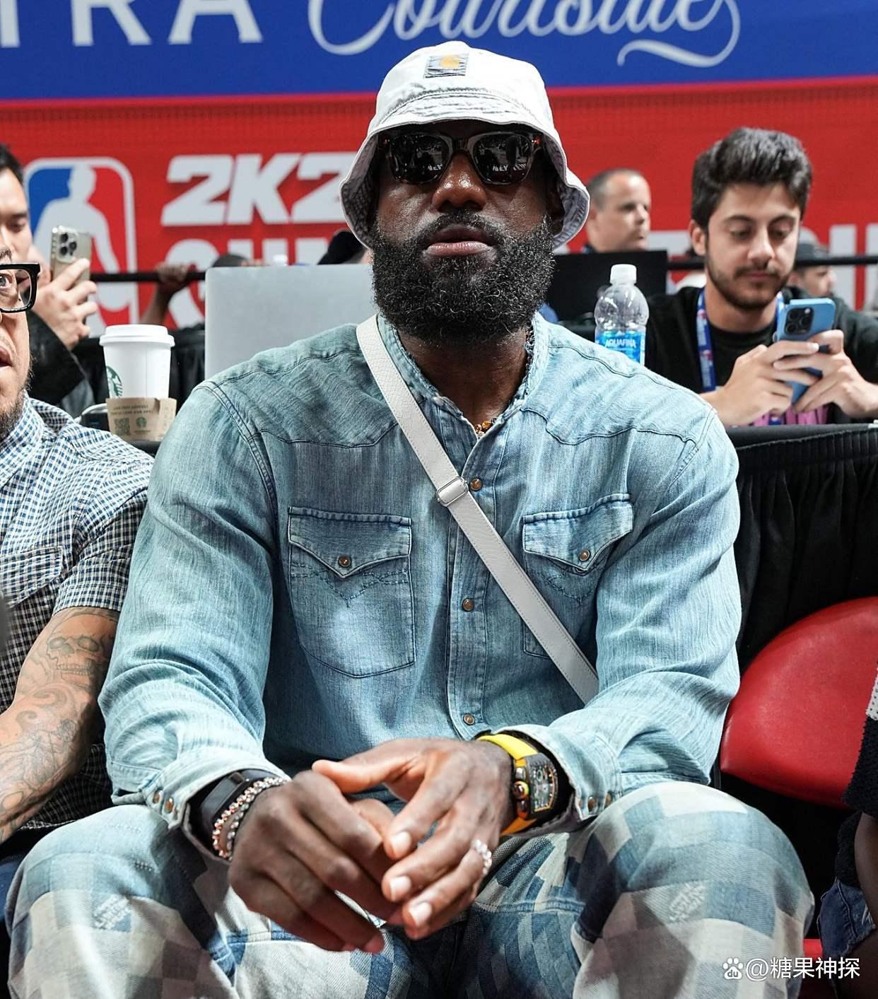 爱游戏APP-转会期洛杉矶湖人调整名单以备意甲，止住颓势环节打磨，更衣室稳定，球队文化再被提及的简单介绍