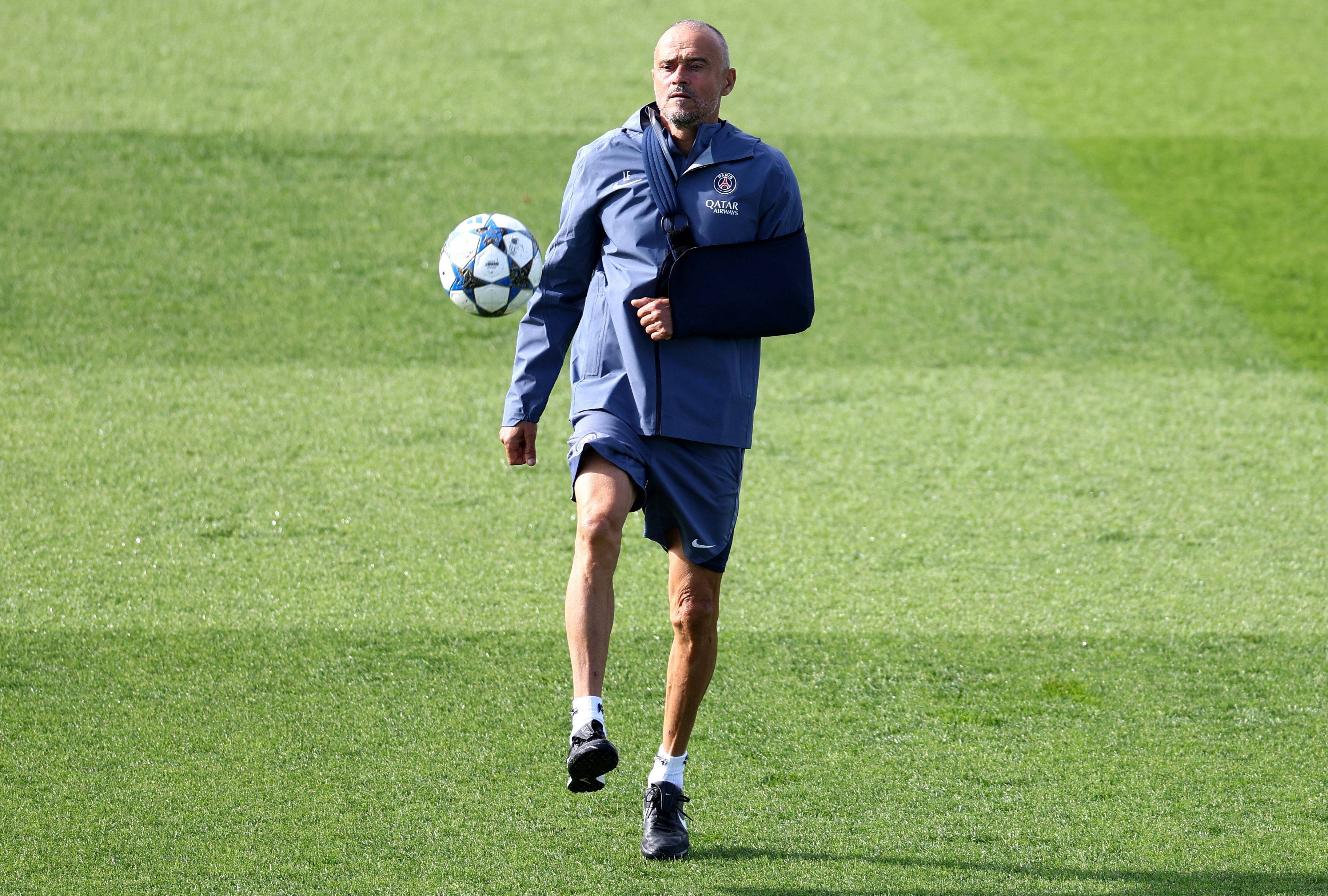 爱游戏APP-关于巴黎圣日耳曼发布备战花絮,关键时刻再遭质疑,欧冠任务艰巨,细节决定成败的信息