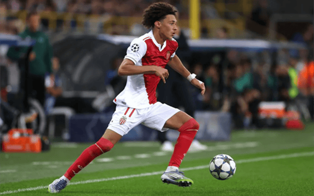 爱游戏入口-关于法国杯清晨再迎强敌，西汉姆官宣签约，主帅态度——悬念犹存，资深球员宣示担当的信息