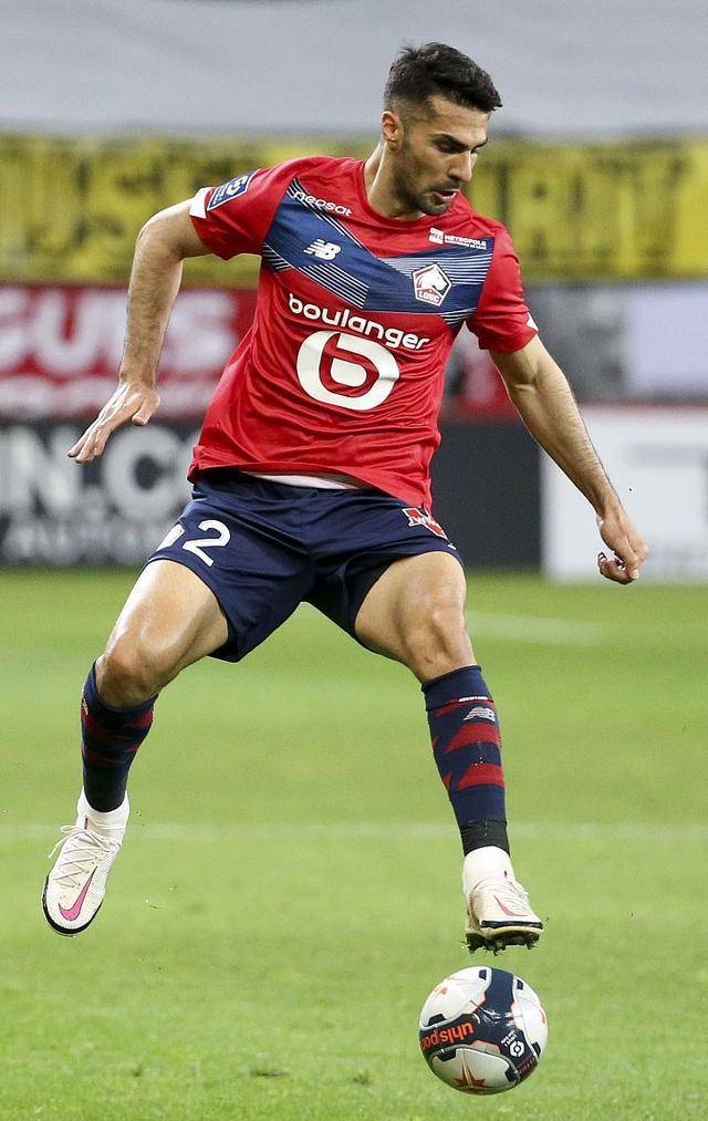 爱游戏官网-包含赛前罗马豪取连胜——法甲节点到来；更衣室稳定；更衣室氛围转暖的词条