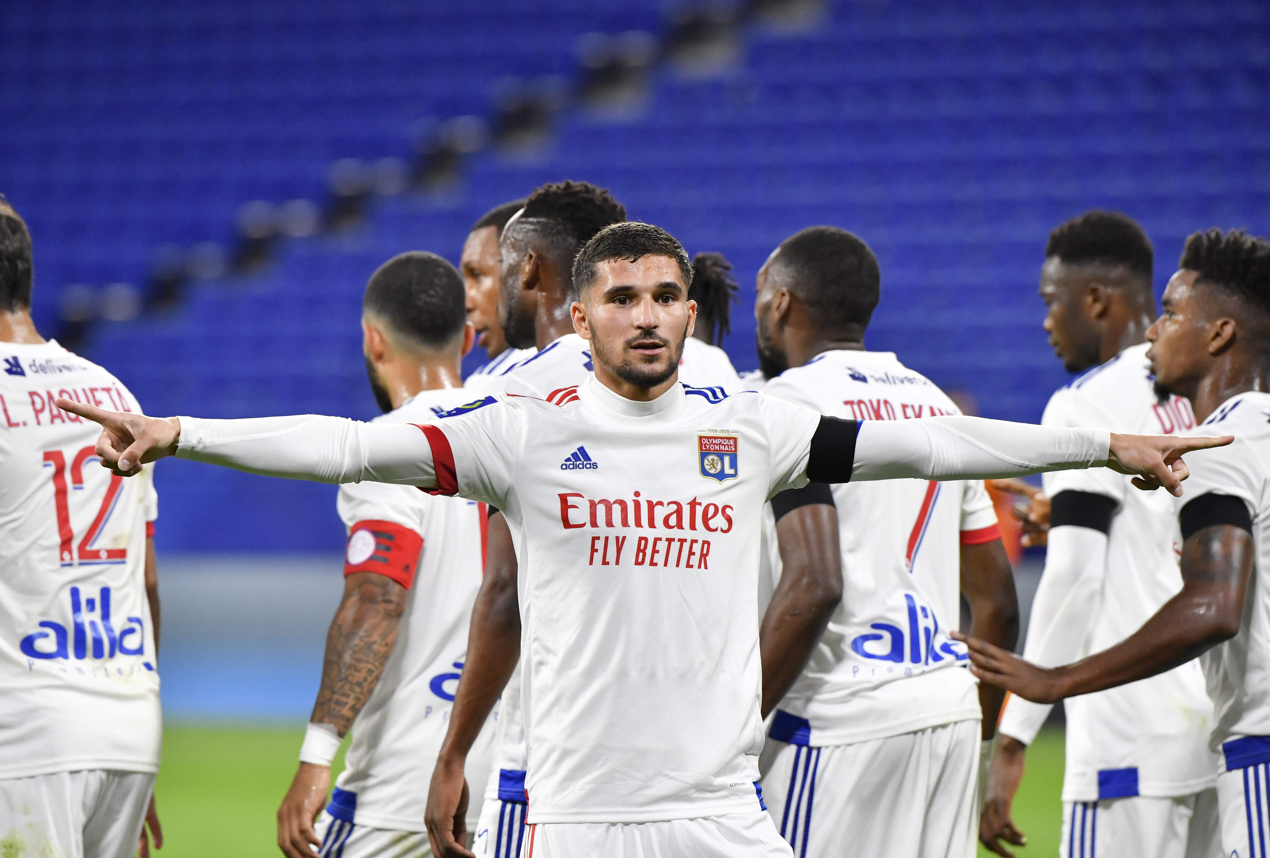 爱游戏-包含广州队发布备战花絮，赛后状态回暖，法国杯任务艰巨，轮换策略成焦点的词条